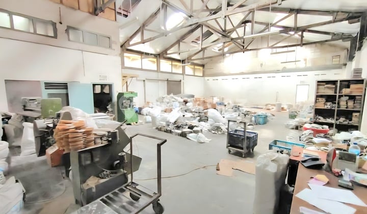 Gudang 1.291 M2 Sayap Pajajaran Dekat Alun-Alun Cicendo Bandung