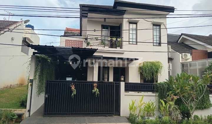 Rumah Modern Minimalis Dekat Stasiun Rawa Buntu