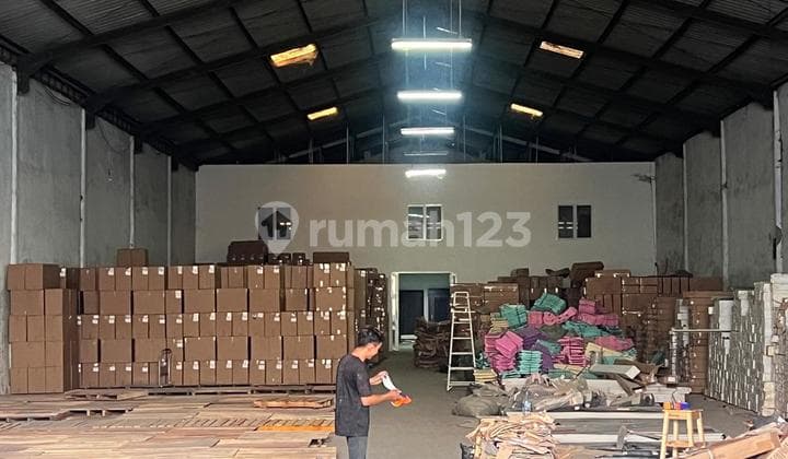 Dijual Gudang gandeng pantai indah dadap lokasi strategis akses 40feet dan izin industri