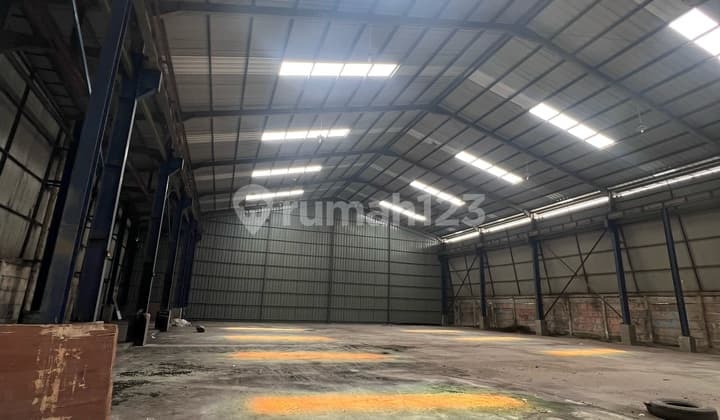 Cipondoh Warehouse, DPR Plot, Good and Ready to Use