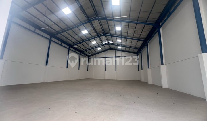 Cipondoh Warehouse or DPR Plot, Good and Ready to Use with 40 Feet Container Access