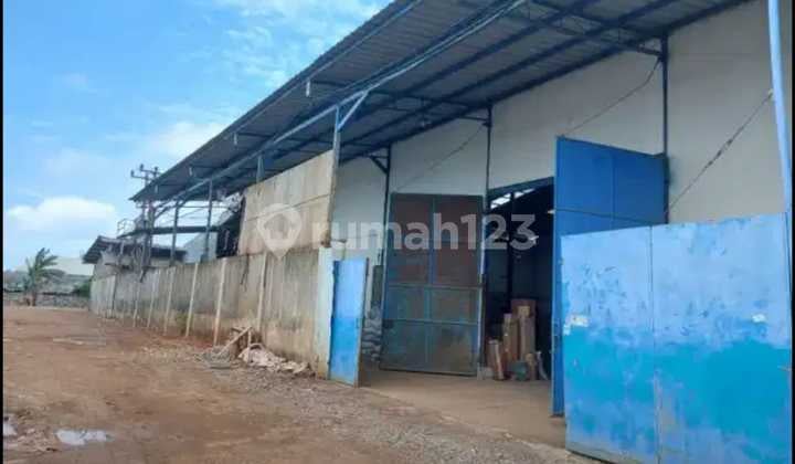 Gudang Strategis 40 Feet Pinggir Jalan Salembaran Dekat Tol Pik2