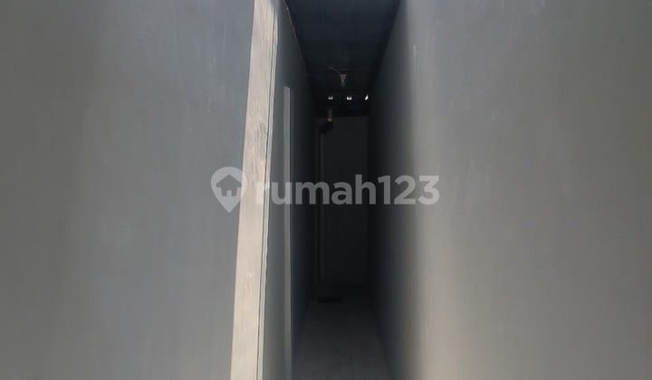 Disewakan Gudang Bizzpark Daan Mogot Akses Kontainer 40 Feet dan Izin Industri