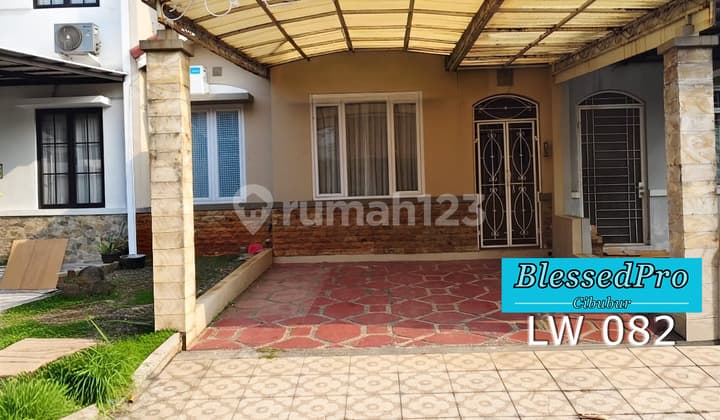 For Sale, Renovated and Ready-to-Live-in House in Legenda Wisata.