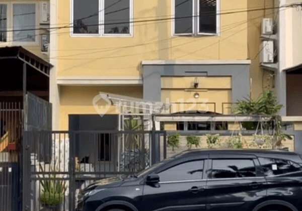 2-Story House in Taman Surya 5 Fully Furnished 6x17.5 Freehold Title