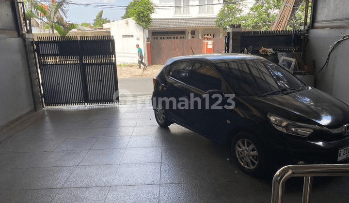 Rumah 2 Lantai Di Kebon Jeruk Kelapa Dua 7.8x29