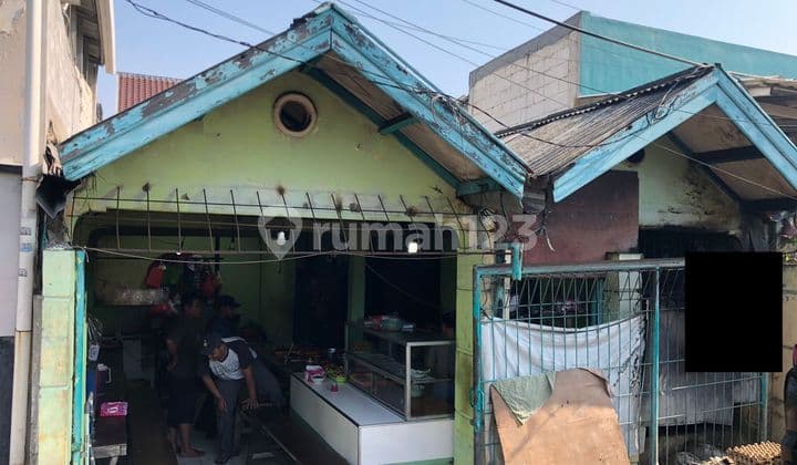 Rumah Tua Di Pluit Muara Karang Pinggir Jalan Raya Shm