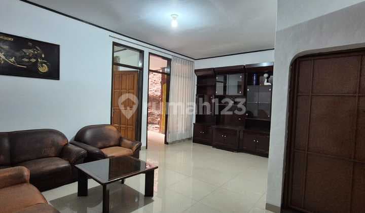 Cheap rental house ready to occupy in downtown Bandung, Sudirman wing.