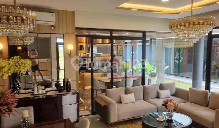 rumah mewah bagus dan keren siap huni di Kota Baru Parahyangan