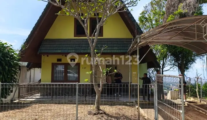 Rumah Bagus di Dago Pakar Timur, Bandung