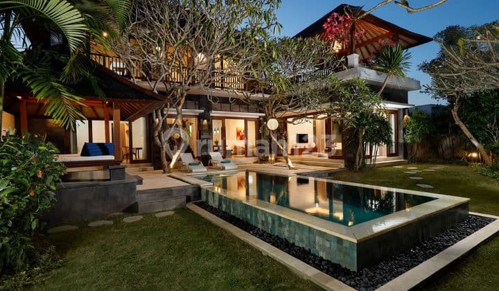 VILLA Baru Renovasi VIEW GWK Cultural Park Ungasan Jl Toya Ning