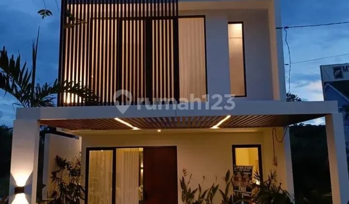 House in Depok near Desari Toll Road fully furnished.