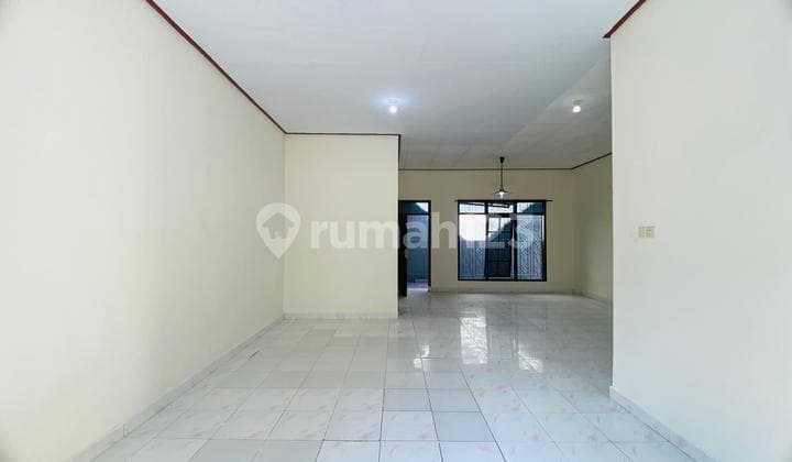 Rumah 1 Lantai Sidakarya Luas Hadap Selatan Dekat Renon