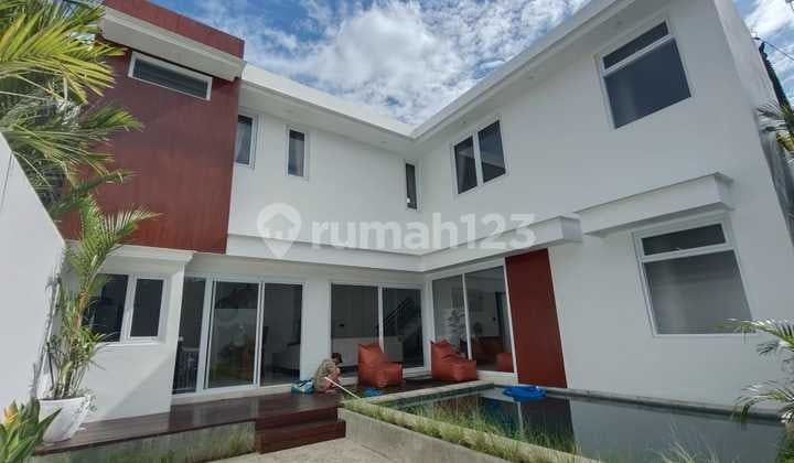 Brand New Villa 2Lantai Sanur Hadap Selatan
