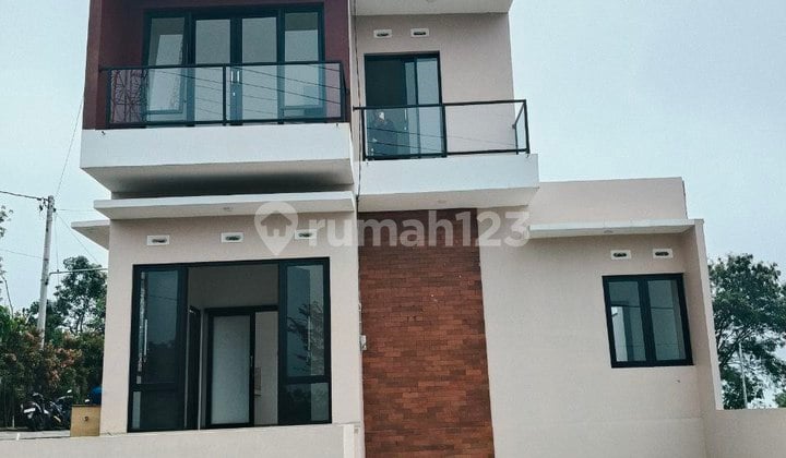 Perumahan 2 Lantai Minimalis di Batu Malang – Lokasi Strategis
