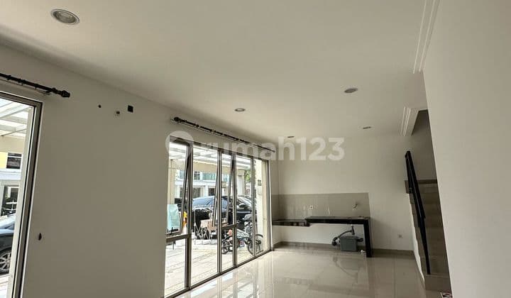 Disewakan Rumah 3kt Pik2 Tahap 1 Siap Huni