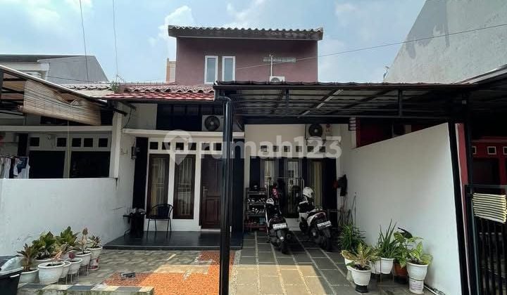 Rumah Bagus Di Dalam Cluster Shm Di Cinere