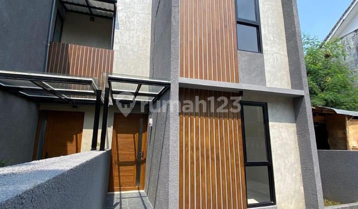 Rumah Scandavia 2 Lantai Baru Deket Tol di Jagakarsa