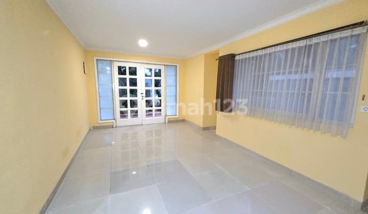 For Rent 10x18 3-Storey House in PIK