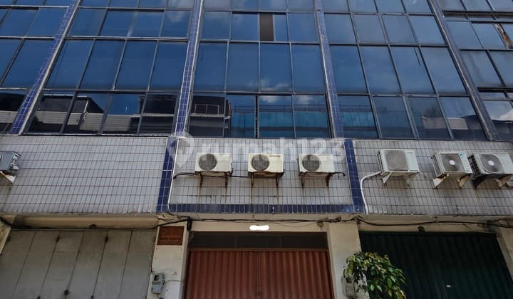 Disewakan Ruko Karang Anyar Pusat Sparepart Mobil dan Motor