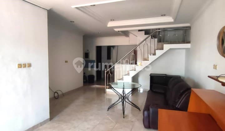 Rumah Bagus Plus Taman di Kosambi Baru, Lokasi Deket Mana-Mana!