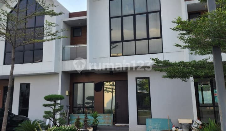 Nego, Lokasi Strategis, Harga Miring! Rumah Impian di Cluster Brio Citra Garden Puri!