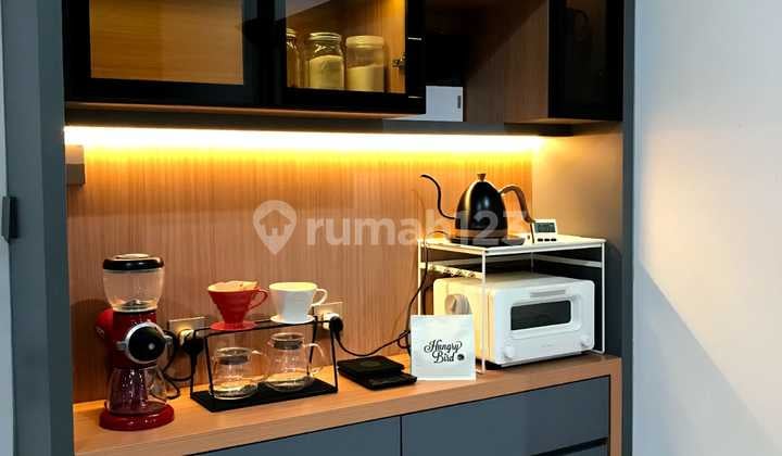 Rumah Modern yang Luas dan Bagus di Lavon 2 Tangerang