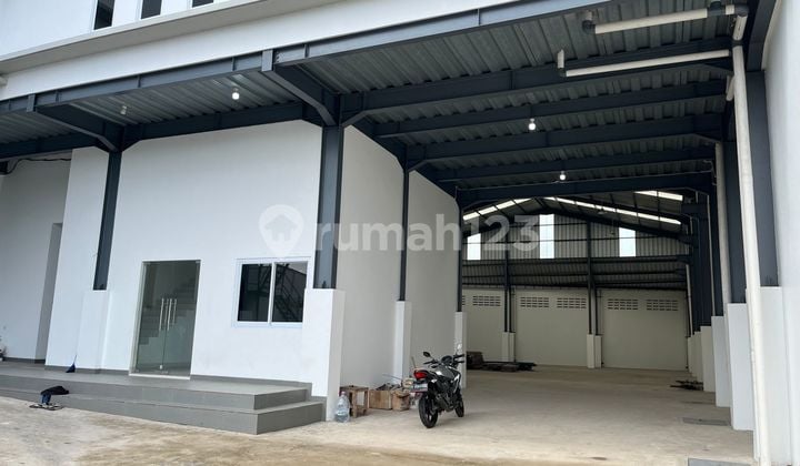 Kantor yang strategis dan terjangkau di Cipondoh