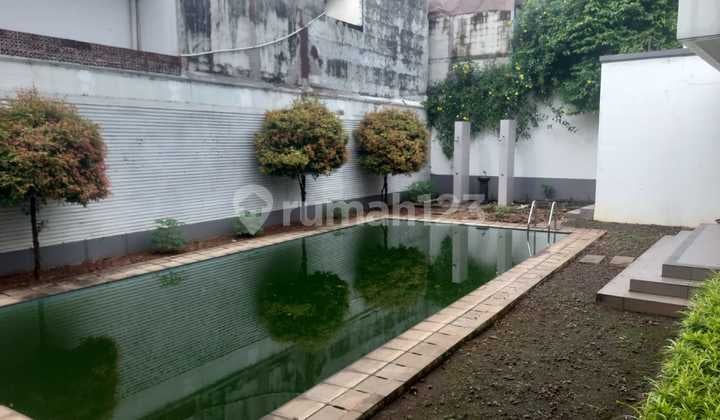 Siap Huni Rumah Exclusive bisa Nego di Kawasan Elite dengan Kolam Renang di Kemang