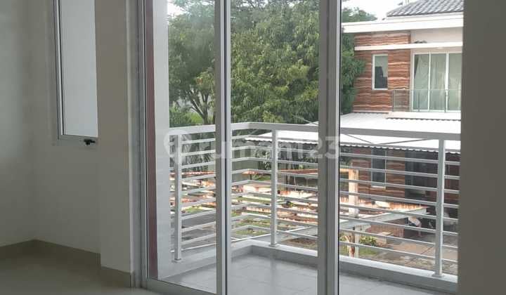 Rumah Nyaman Green Lake City, 3 Kamar Tidur, Siap Huni