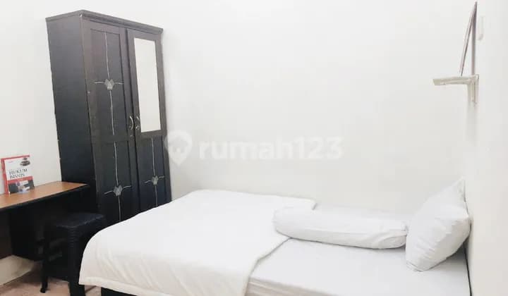 Cuan Besar! Kost-Kostan SHM Hadap Selatan di Tanjung Duren, Bisa Nego!