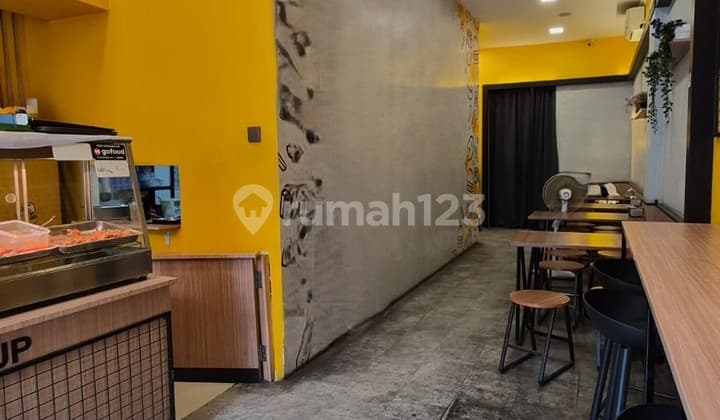 Ruko Asri Disewakan di Green Lake City - 3 KM, Siap Huni & Dekat Fasilitas Kesehatan