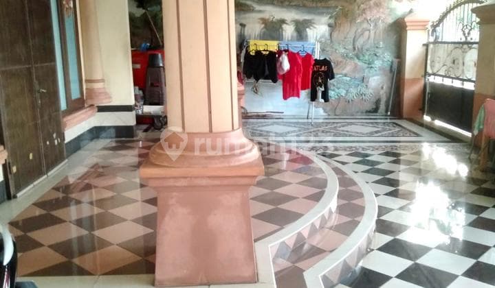 Dijual Rumah Siap Huni dan Luas di Cipondoh