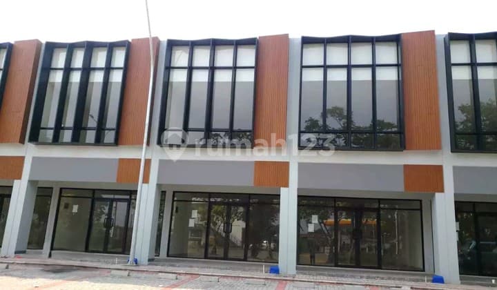 Ruko Northbend Hadap Selatan 2 Lantai di Metland Puri Jakata Barat