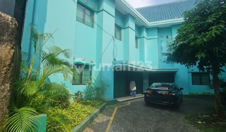 Kebon Jeruk Office House, West Jakarta