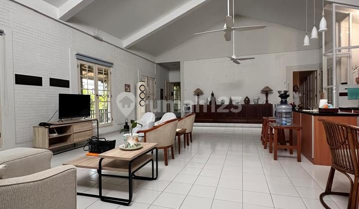 For Sale Good House Ready to Live In Fully Furnished Megapolitan Cinere Estate, Depok