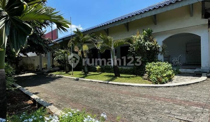 RUMAH STRATEGIS COCOK BUAT USAHA & TEMPAT TINGGAL DI PETUKANGAN JAKARTA SELATAN