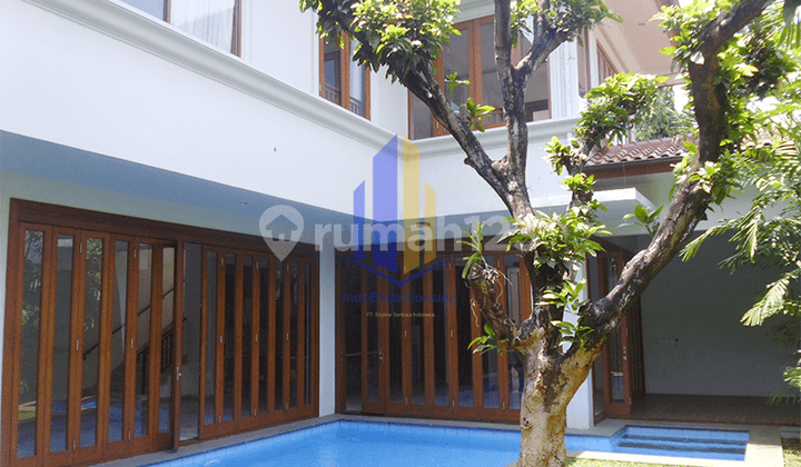 Luxury Compound Living In South Jakarta | Private Pool | 4+1 BR