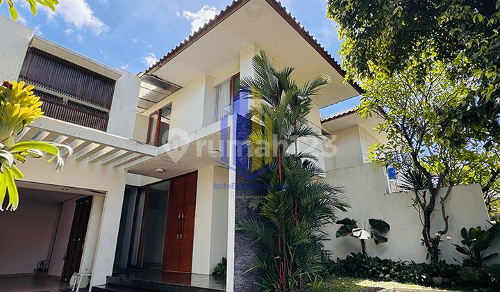 Luxury 4 Bedroom House For Rent In Kemang With Private Pool