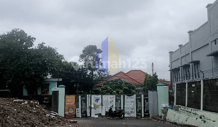 Land For Sale In Jagakarsa - Ideal For Housing Development