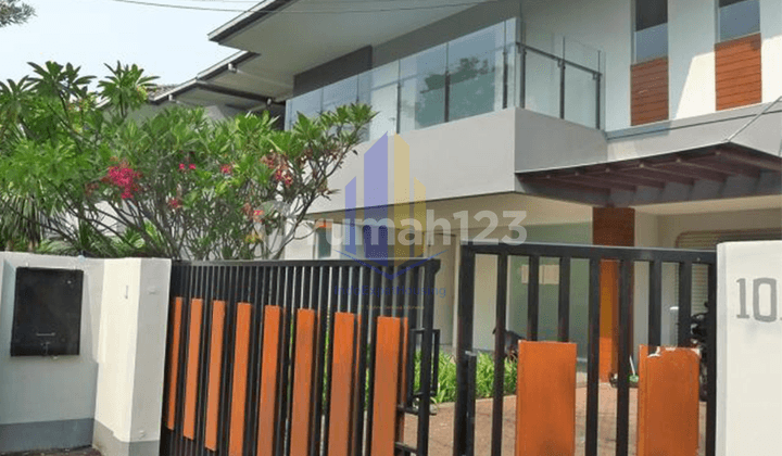 Prestigious Family Home For Rent - South Jakarta