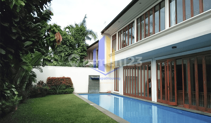 Luxury 2-Storey House For Rent | Private Pool & Garden