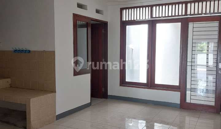 Disewakan Rumah di Aralia Siap Huni Harapan Indah Bekasi 45Jt