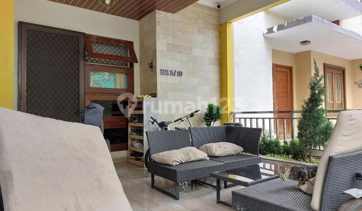 Di Jual Rumah Bagus Renovasi Semi Furnished 2Lantai di Cluster Harmoni Harapan Indah