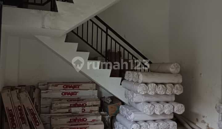 Disewakan Gudang Bizzpark Green Sedayu Plus Kantor 3 Lantai - Cocok untuk Distribusi, Ekspedisi, Jakarta Timur