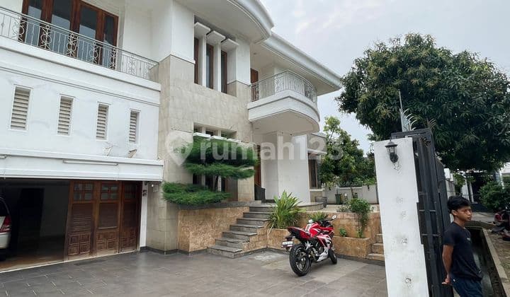 Rumah Sunrise Garden Kedoya Hoek, Ex Rumah Artis