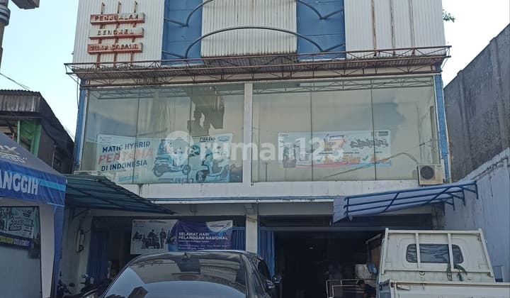 Disewakan Ex Showroom di Setu Muncul Dekat Tekno