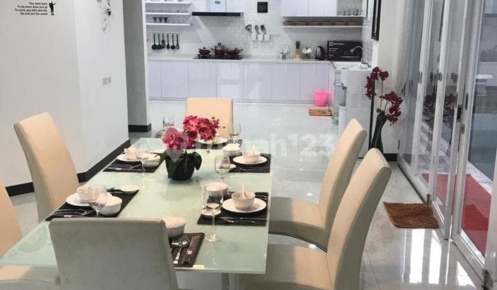 Dijual Taman Beverly Golf Lippo Karawaci