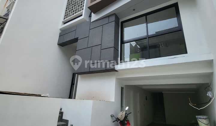 Rumah baru minimalis di kavling polri uk 7x15