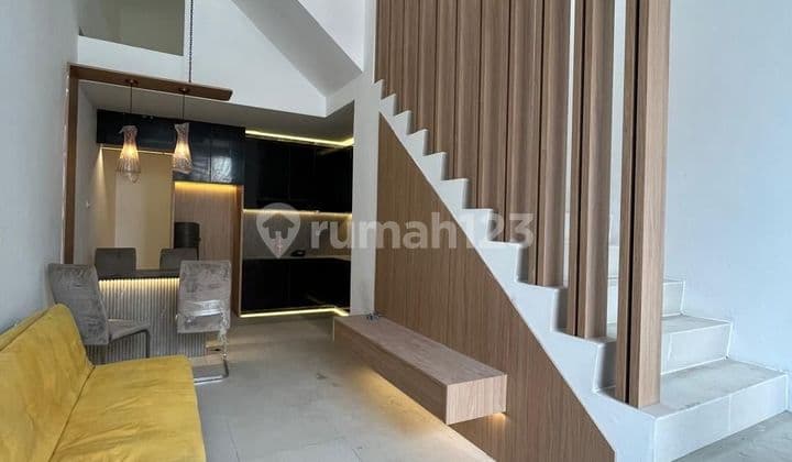 Wilson Rumah design modern di duri kepa